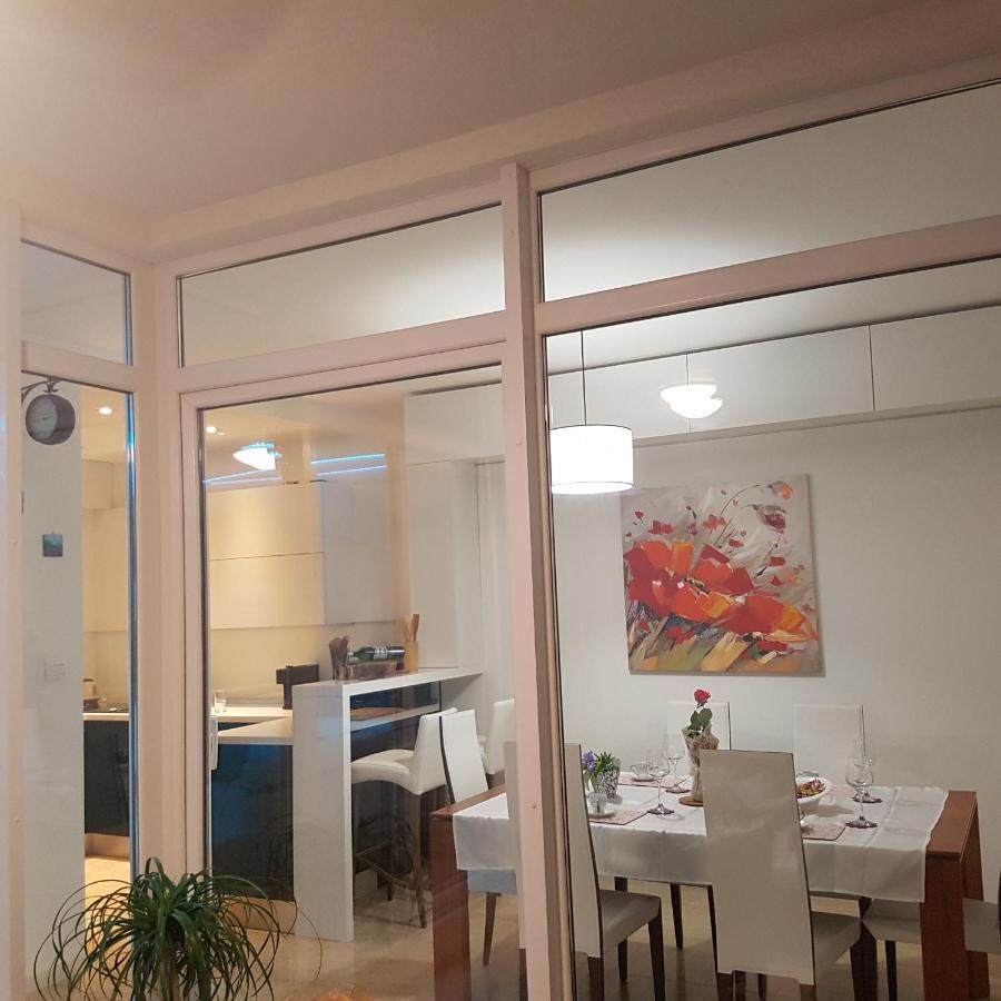 Adela Apartments 3 Morska Vila Split Eksteriør bilde